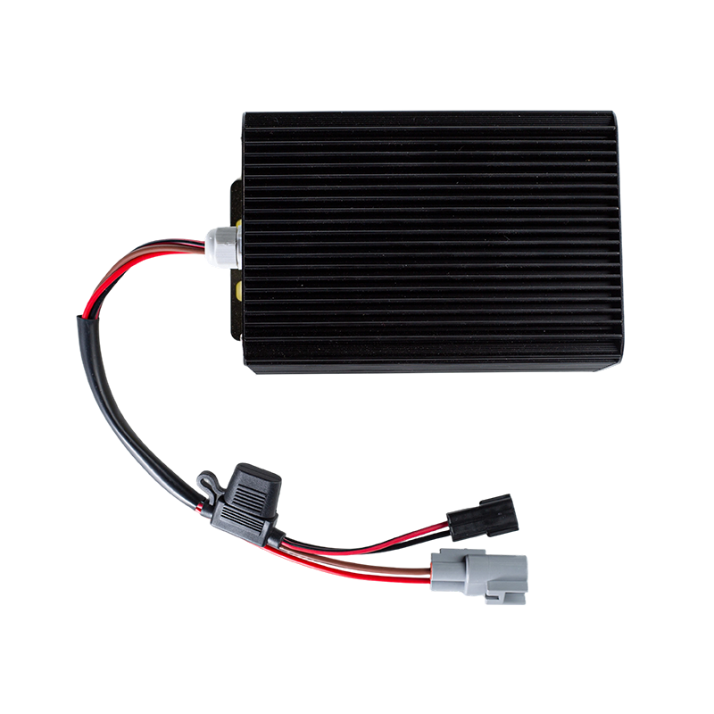 Høyeffektiv, stabil utgang IP65 Støvtett oljebestandig DC80V gaffeltruck med bred inngang DC-DC-spenning Step Down Module